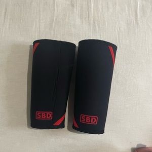 SBD knee sleeves
